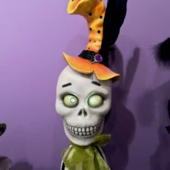 TheHolidayBarn.com Spooky Skelly Skull With Eyes That Light Up New!