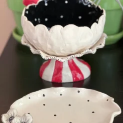 Teyros Lady Head Art Pottery Planter With Tray, Red Bow New!