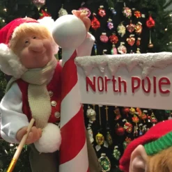 Whitehurst New! Reggie North Pole Painter Elf