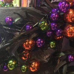 One Hundred 80 Degrees Halloween Ball Garland, Large